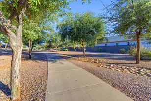 3548 S Wren Dr, Gilbert, AZ 85297 - Photo 92