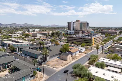 1702 E Cambridge Avenue, Phoenix, AZ 85006 - Photo 1