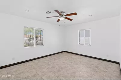 4301 N 15th Drive, Phoenix, AZ 85015 - Photo 10
