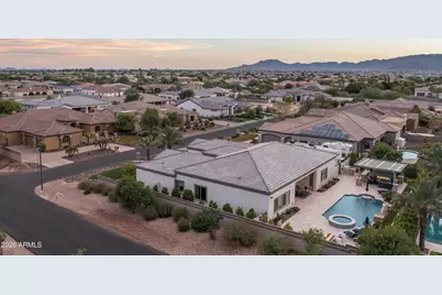 18204 W Montebello Court, Litchfield Park, AZ 85340 - Photo 32
