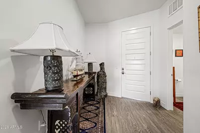 7300 E Earll Drive #2013, Scottsdale, AZ 85251 - Photo 2