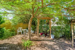 4246 E Yawepe St, Phoenix, AZ 85044 - Photo 40