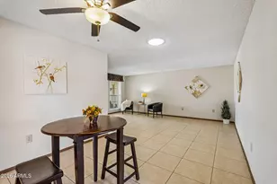 17211 N Pinion Ln, Sun City, AZ 85373 - Photo 6