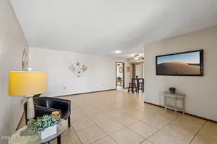 17211 N Pinion Ln, Sun City, AZ 85373 - Photo 4