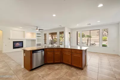 2406 W Old Paint Trail, Phoenix, AZ 85086 - Photo 16
