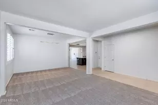 9613 S 23rd Dr, Phoenix, AZ 85041 - Photo 12