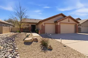 4821 E Kirkland Rd, Phoenix, AZ 85054 - Photo 2