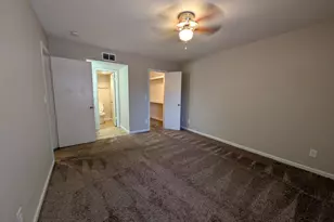 623 W Guadalupe Rd, Mesa, AZ 85210 - Photo 14