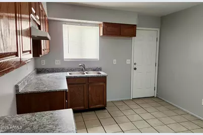 6703 N 27th Avenue, Phoenix, AZ 85017 - Photo 2