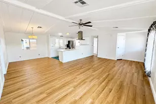 9317 E Cactus Ln, Sun Lakes, AZ 85248 - Photo 4