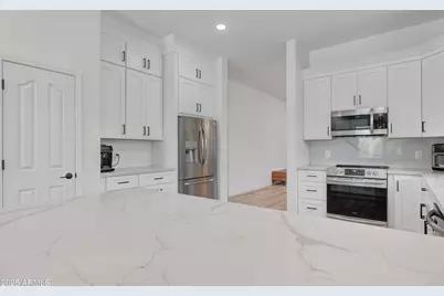 4628 E Paso Trail, Phoenix, AZ 85050 - Photo 6