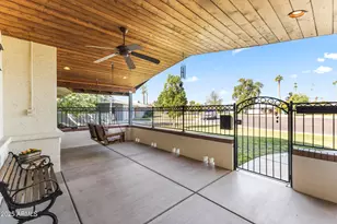 2047 W Cambridge Ave, Phoenix, AZ 85009 - Photo 14