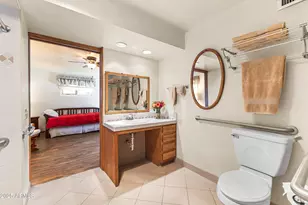 2047 W Cambridge Ave, Phoenix, AZ 85009 - Photo 24