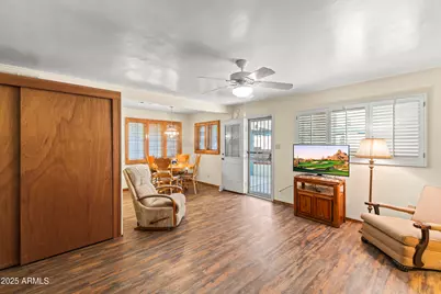 2047 W Cambridge Avenue, Phoenix, AZ 85009 - Photo 20