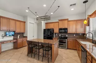 21910 N 79th Ave, Peoria, AZ 85383 - Photo 10