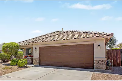 15777 W Latham Street, Goodyear, AZ 85338 - Photo 4