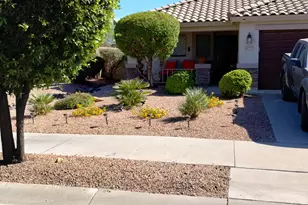 15777 W Latham St, Goodyear, AZ 85338 - Photo 34