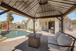 15777 W Latham St, Goodyear, AZ 85338 - Photo 28