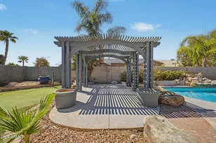 9139 W Paradise Ln, Peoria, AZ 85382 - Photo 10