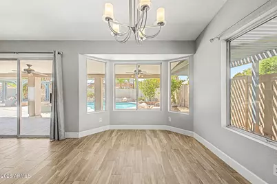 9139 W Paradise Lane, Peoria, AZ 85382 - Photo 12