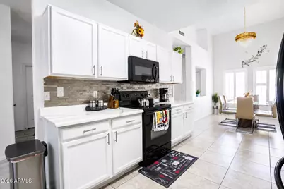 13165 W Ventura Street, Surprise, AZ 85379 - Photo 12