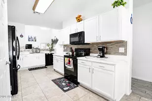 13165 W Ventura St, Surprise, AZ 85379 - Photo 14