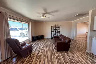10620 W Snead Dr, Sun City, AZ 85351 - Photo 4