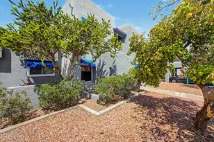 220 N 22nd Pl, Mesa, AZ 85213 - Photo 2