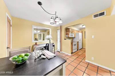 4615 N 22nd Street #202, Phoenix, AZ 85016 - Photo 2