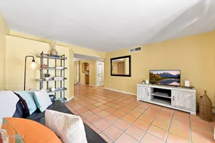 4615 N 22nd St, Phoenix, AZ 85016 - Photo 10