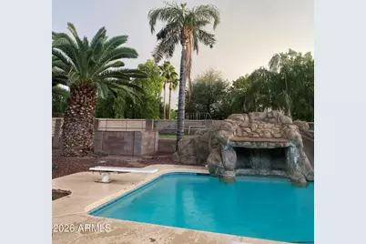817 E Juanita Avenue, Gilbert, AZ 85234 - Photo 10