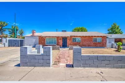 6853 N 36th Drive, Phoenix, AZ 85019 - Photo 1
