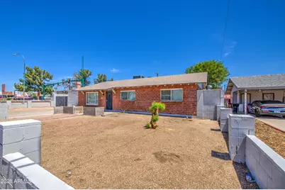 6853 N 36th Drive, Phoenix, AZ 85019 - Photo 2