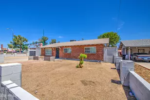 6853 N 36th Dr, Phoenix, AZ 85019 - Photo 2