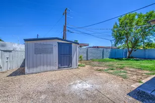 6853 N 36th Dr, Phoenix, AZ 85019 - Photo 44