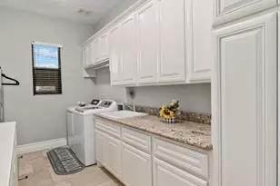 1131 E Desert Ct, Gilbert, AZ 85234 - Photo 24