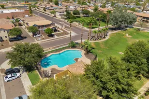 2366 N 73rd Ln, Phoenix, AZ 85035 - Photo 40