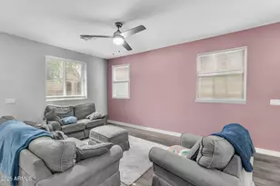 2366 N 73rd Ln, Phoenix, AZ 85035 - Photo 4