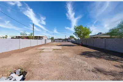2419 W Yuma Street #4, Phoenix, AZ 85009 - Photo 16