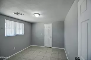 3530 N 63rd Dr, Phoenix, AZ 85033 - Photo 18