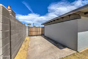 3530 N 63rd Dr, Phoenix, AZ 85033 - Photo 32