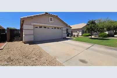 11001 W Almeria Road, Avondale, AZ 85392 - Photo 2