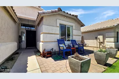 11001 W Almeria Road, Avondale, AZ 85392 - Photo 4