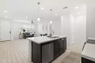 2626 S Sulley Dr, Gilbert, AZ 85295 - Photo 16