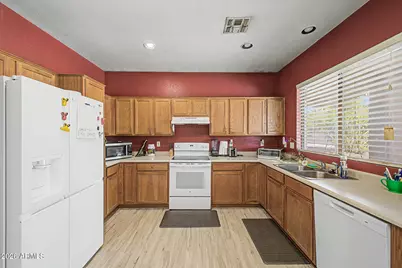 5775 W Townley Avenue, Glendale, AZ 85302 - Photo 12