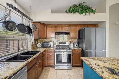 42029 W Michaels Drive, Maricopa, AZ 85138 - Photo 4