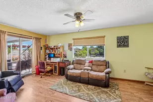 11129 W Jacaranda Dr, Sun City, AZ 85373 - Photo 16