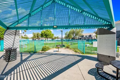 3065 N 67th Avenue #Apt 110, Phoenix, AZ 85033 - Photo 34
