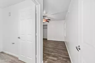 3065 N 67th Ave, Phoenix, AZ 85033 - Photo 14