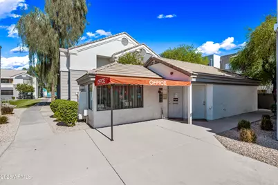 3065 N 67th Avenue #Apt 110, Phoenix, AZ 85033 - Photo 38